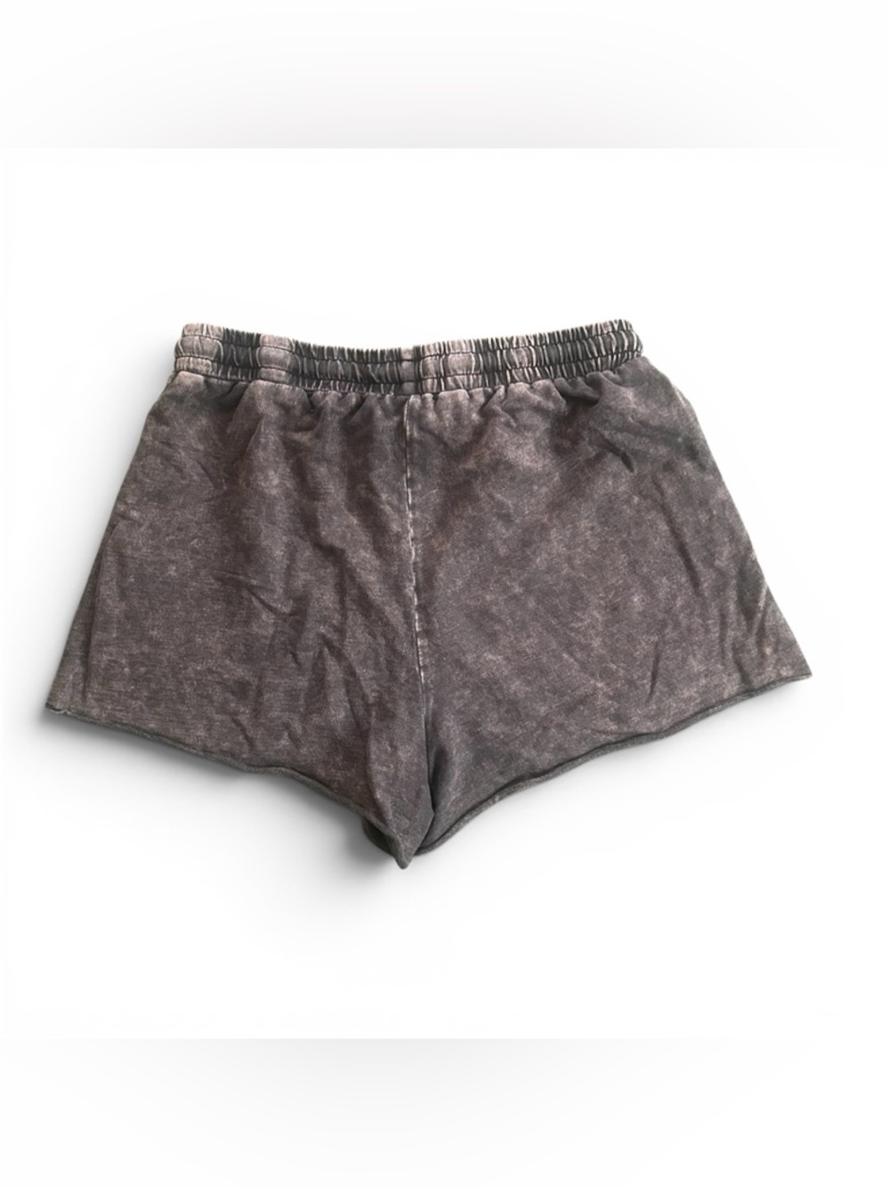 Le Lis Weathered gray Rhinestone short set - Picture 5 of 6